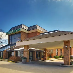 Pear Tree St. Louis Airport Hotel Edmundson